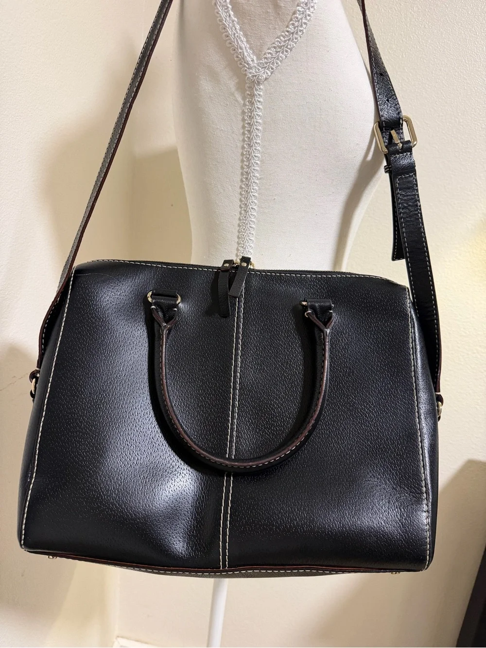 kate spade Black Leather Laptop Satchel Bag Gold Hardware Crossbody Purse Tote